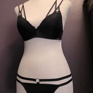 2/$25 Victoria’s Secret Bra & Panty Set Black Lace